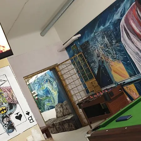 Siksnosparnio Urvas Apartment *